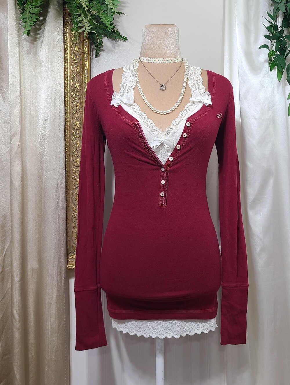 Vintage Hollister Burgundy Babydoll Henley ♡ Y2K ♡ Long Sleeve Button Down Top
